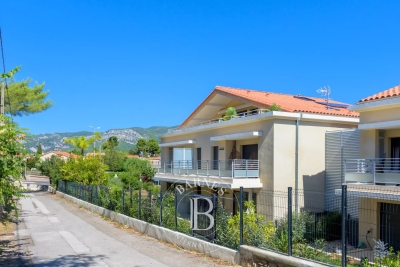 Apartment for sale in TOULON Fayence - 4 rooms - 188 m² 