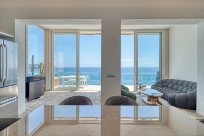 Appartement à vendre plain pied et vue mer alpes maritimes 