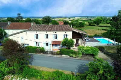 Maison à vendre maison avec garage x 2 