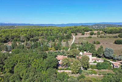 House for sale in MÉNERBES  - 15 rooms - 700 m² 