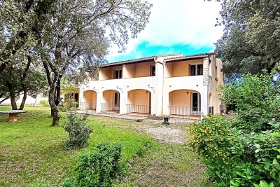 Maison à vendre belle vue piscine gard 