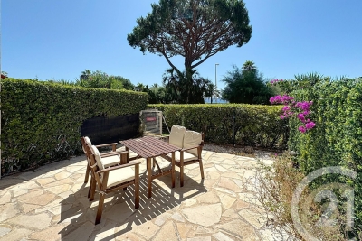 Appartement &agrave; vendre &agrave; CANNES-LA-BOCCA  - 2 pi&egrave;ces - 43 m&sup2; 