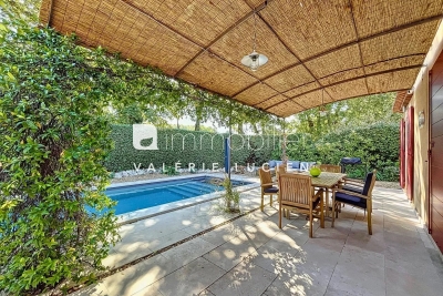 Maison à vendre à ST-RÉMY-DE-PROVENCE Charite Republique - 4 pièces - 89 m² 