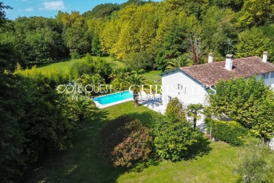 Maison à vendre à BAYONNE  - 10 pièces - 336 m² 