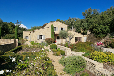 Maison à vendre à GORDES Montfavet Pericentre - 8 pièces - 260 m² 