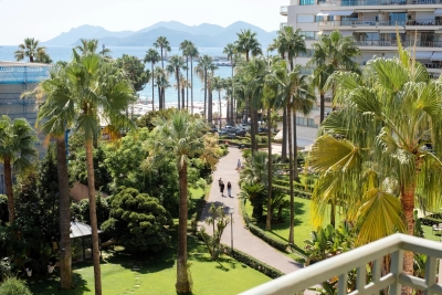 Apartment for sale in CANNES  - 5 rooms - 142 m² 