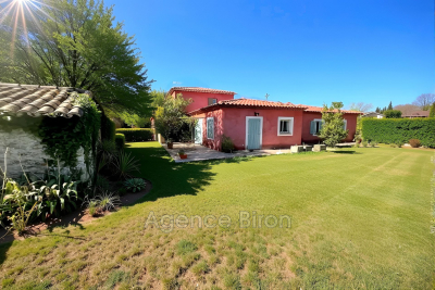 Maison à vendre à PUYRICARD   - 110 m² 