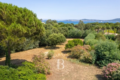 Building plot for sale in GRIMAUD Est  - 3000 m² 