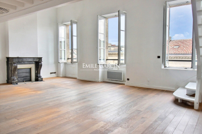 Appartement à vendre à BORDEAUX  - 4 pièces - 102 m² 