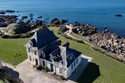 Maison à vendre vue mer ou bord de mer 