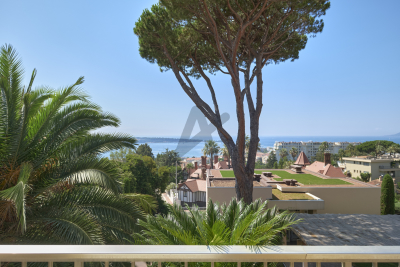 Appartement à vendre à CANNES La Source - 5 pièces - 121 m² 