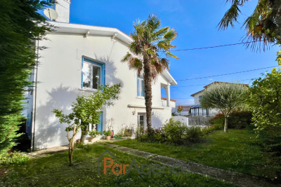 Maison à vendre à ROYAN Port-d'Envaux - 6 pièces - 157 m² 