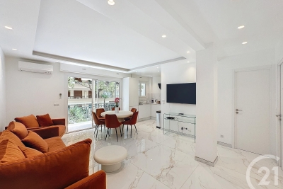 Apartment for sale in CANNES  - 3 rooms - 49 m² 