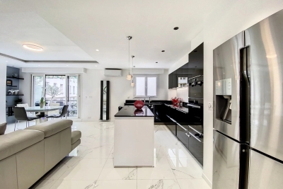 Appartement à vendre à JUAN-LES-PINS  - 4 pièces - 87 m² 