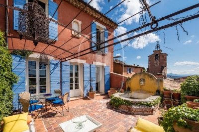 Maison &agrave; vendre &agrave; ROUSSILLON  - 2 pi&egrave;ces - 132 m&sup2; 