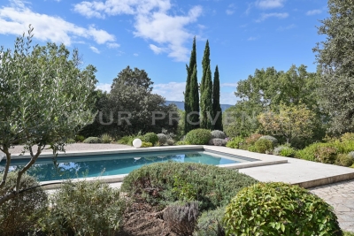 House for sale in GOULT  - 7 rooms - 272 m² 