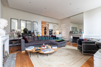 Apartment for sale in BORDEAUX  - 2 rooms - 52 m² 