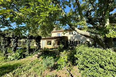 Maison à vendre à GRIGNAN  - 7 pièces - 170 m² 