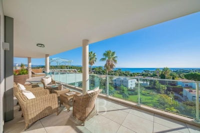 Appartement à vendre piscine vue panoramique mer cannes