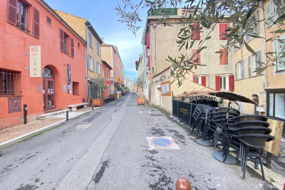 Maison à vendre à BIOT  - 4 pièces - 98 m² 