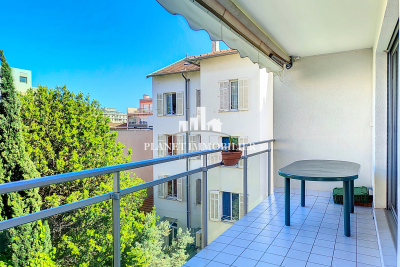 Appartement à vendre à JUAN-LES-PINS  - 2 pièces - 51 m² 