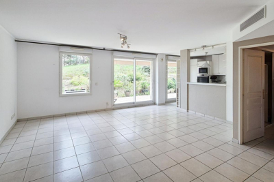 Appartement à vendre à Hyères  - 3 pièces 72 m² 