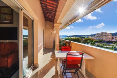 Appartement &agrave; vendre &agrave; STE-MAXIME Nartelle-Noyer-Bellevue-Bd des Sardinaux - 3 pi&egrave;ces - 143 m&sup2; 