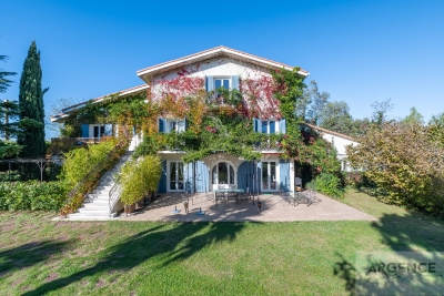 Maison &agrave; vendre &agrave; CASTELNAU-LE-LEZ  - 25 pi&egrave;ces - 630 m&sup2; 