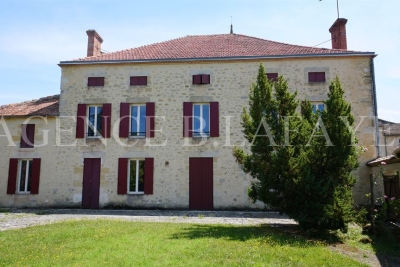 Maison à vendre à BORDEAUX Villa Primerose Parc Bor.-Cauderan 5 - 13 pièces - 528 m² 