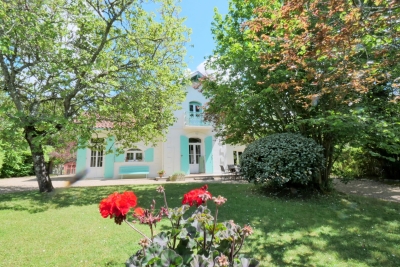 Maison à vendre à VAUX SUR MER  - 4 pièces - 125 m² 
