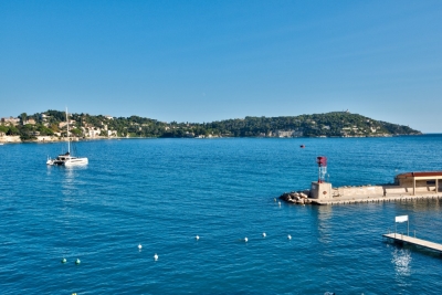 Appartement à vendre à VILLEFRANCHE-SUR-MER Les Impiniers-Font de Cine-Vaucontrade - 2 pièces - 40 m² 