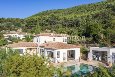 Maison à vendre à CEYRESTE Charleval - 5 pièces - 188 m² 