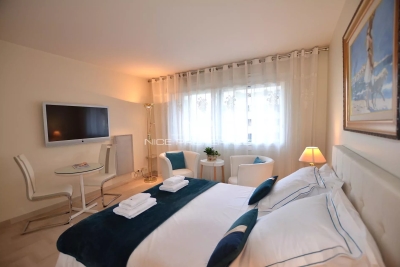 Appartement &agrave; louer &agrave; CANNES  - 1 pi&egrave;ces - 27 m&sup2; 