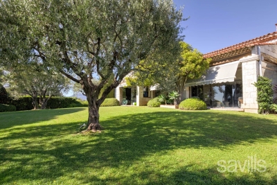 House for sale in NICE Cimiez - 8 rooms - 359 m&sup2; 