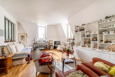 Appartement à vendre à NEUILLY SUR SEINE Metro - 4 pièces - 116 m² 