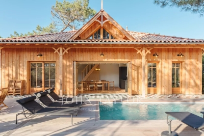 Villa à Cap Ferret &agrave; louer à partir de 7 250 € / semaine, Photo 1