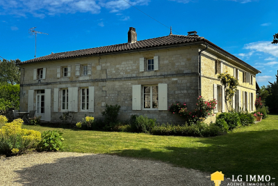Maison à vendre à ST GERMAIN DU SEUDRE Sud - 15 pièces - 430 m² 