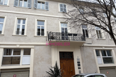 Appartement à vendre à CARPENTRAS  - 2 pièces - 48 m² 