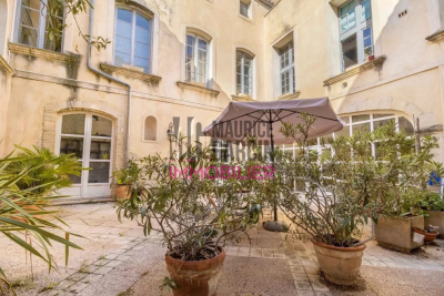Apartment for sale in CARPENTRAS  - 3 rooms - 114 m² 