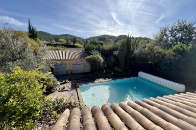 Maison &agrave; vendre &agrave; ST-ROMAIN-EN-VIENNOIS  - 5 pi&egrave;ces - 185 m&sup2; 