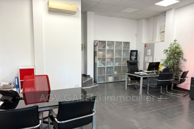 Commerce &agrave; vendre &agrave; TOULON   - 88 m&sup2; 