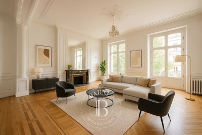 Appartement à vendre à BORDEAUX Saint-Pardon-de-Conques - 4 pièces - 185 m² 