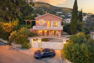 Maison &agrave; vendre &agrave; MANDELIEU-LA-NAPOULE  - 6 pi&egrave;ces - 149 m&sup2; 