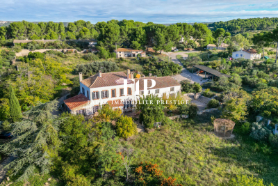 terrain &agrave; vendre &agrave; VELAUX  - 20 pi&egrave;ces - 515 m&sup2; 