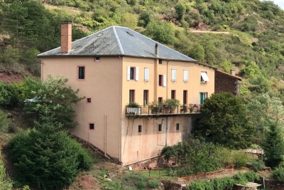 Maison à vendre à ST AFFRIQUE  - 12 pièces - 310 m² 