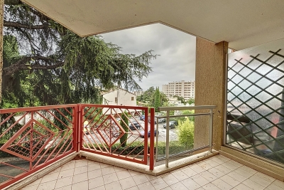 Appartement à vendre à NICE Magnan - 2 pièces - 45 m² 