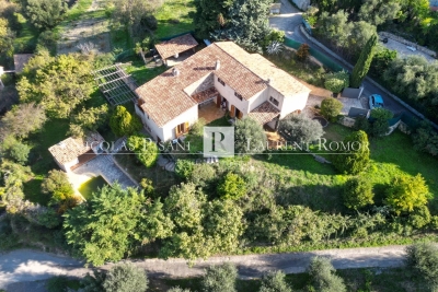 Maison à vendre à NICE Tnl-Beaumont - 8 pièces - 250 m² 