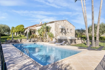 House for sale in NICE  - 6 rooms - 360 m&sup2; 