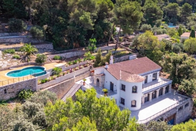 Maison à vendre à NICE Tnl-Beaumont - 9 pièces - 395 m² 