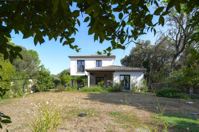 Maison à vendre à UZÈS  - 5 pièces - 120 m² 